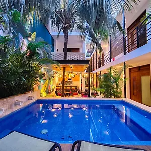 Latino Boutique Tulum Pueblo
